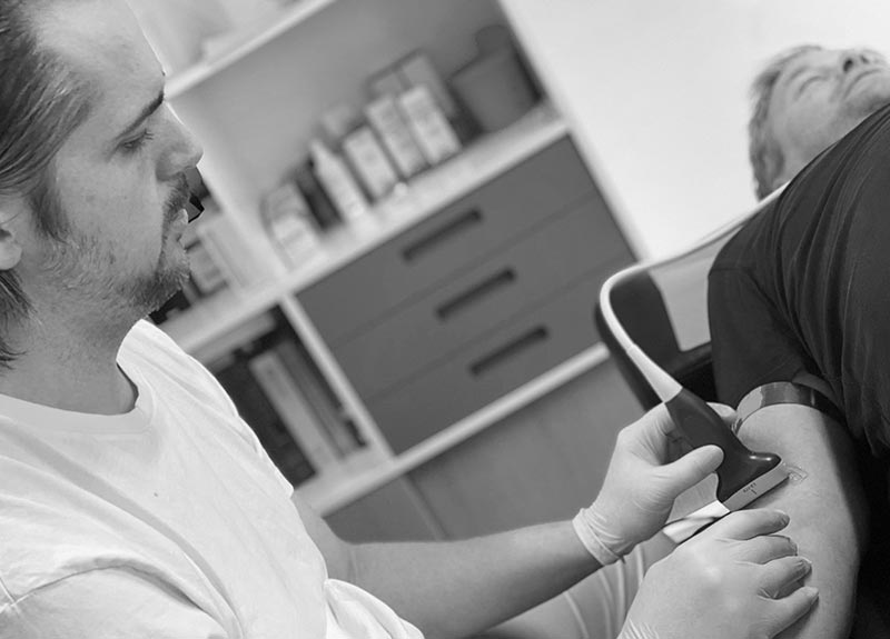 prp-behandling-av-pasient-strommen mor som ammer